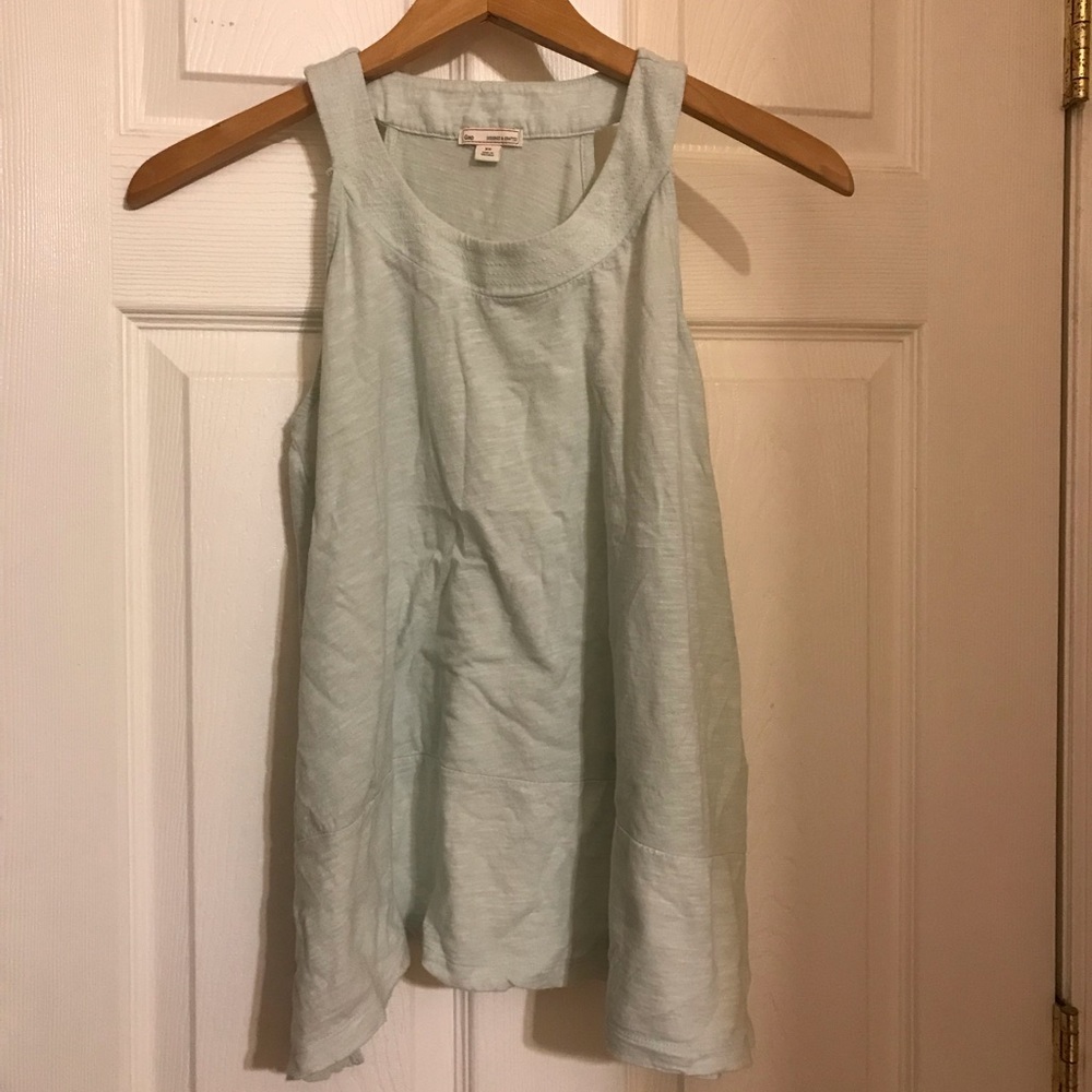 Gap tank top